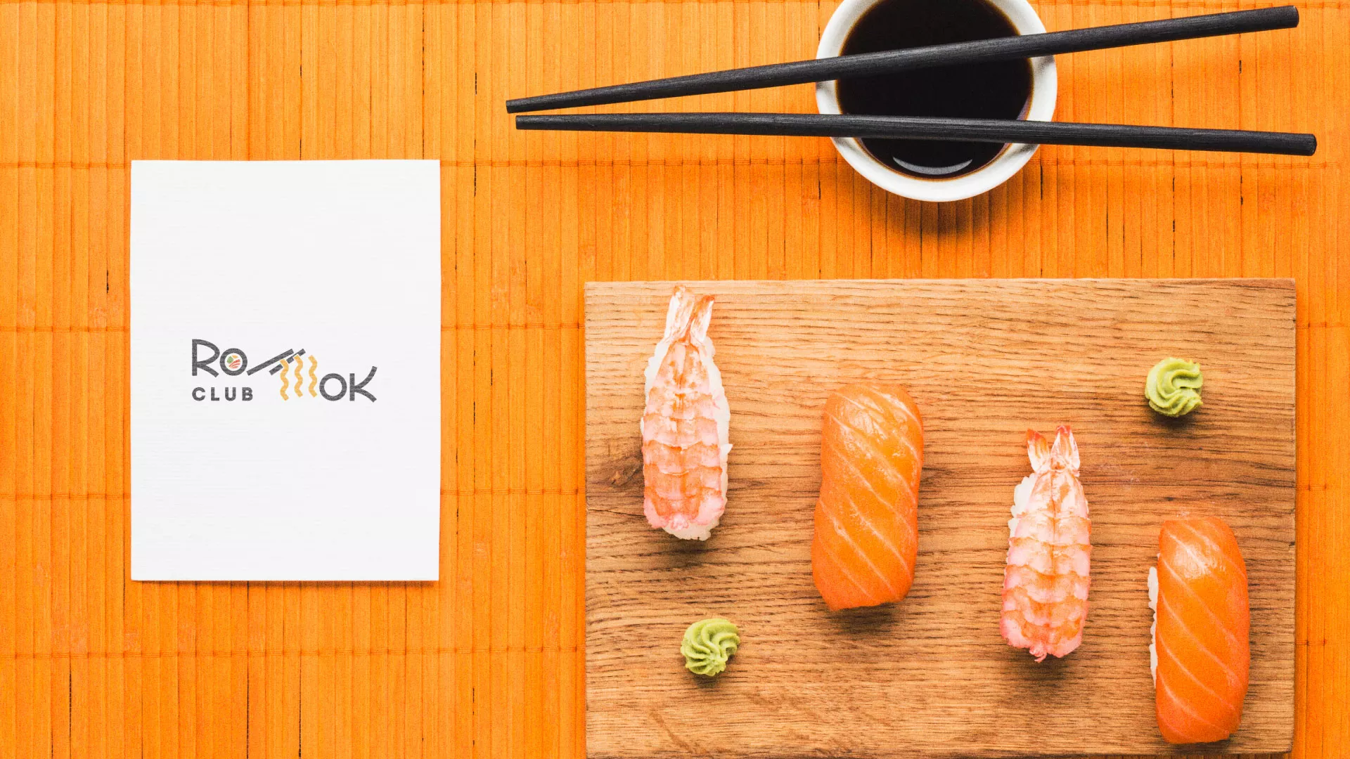 Создание логотипа суши-бара «Roll Wok Club» в Серове